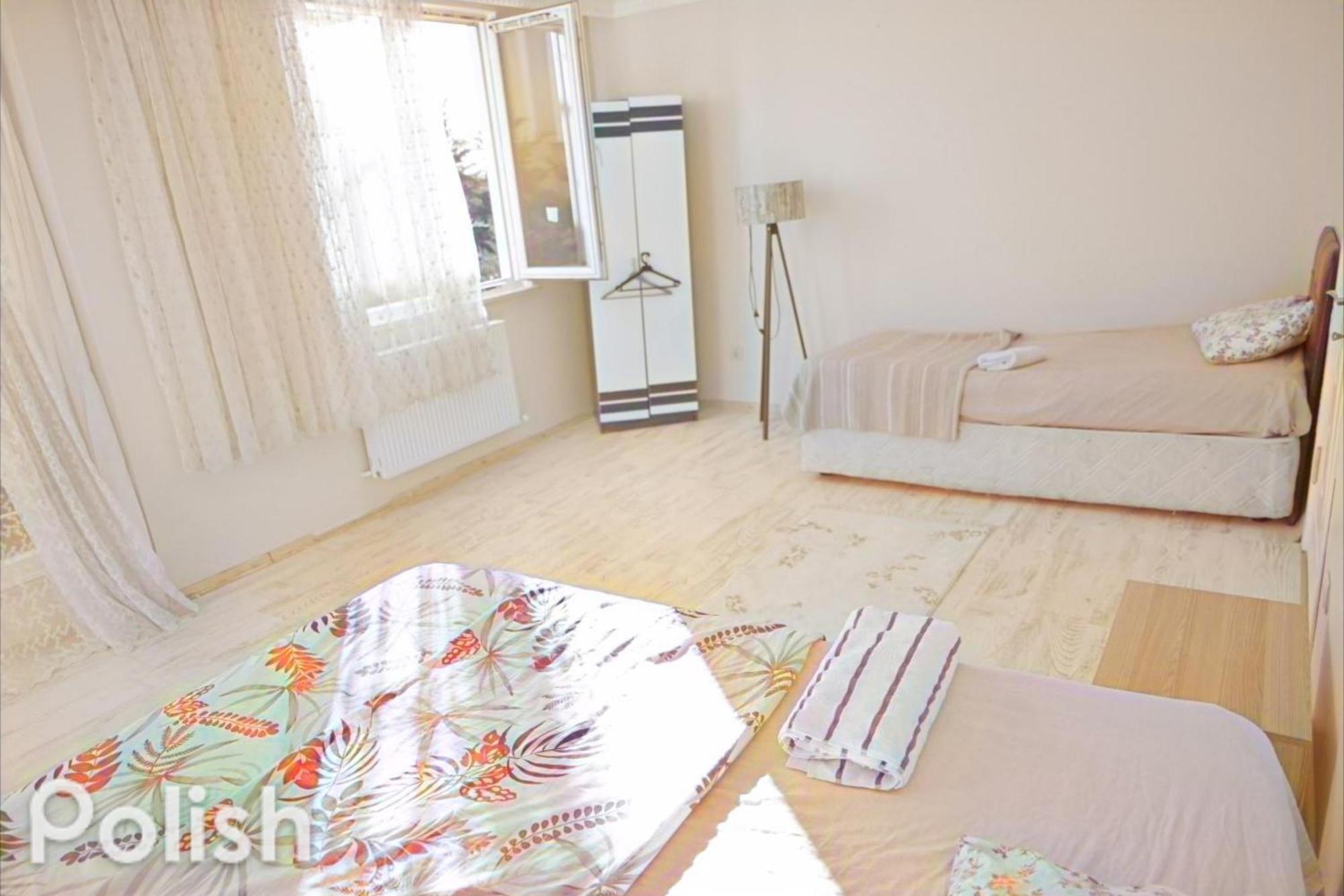 Ahmet Teacher Hotel,6 Minutes From The Airport Arnavutkoy Exteriör bild