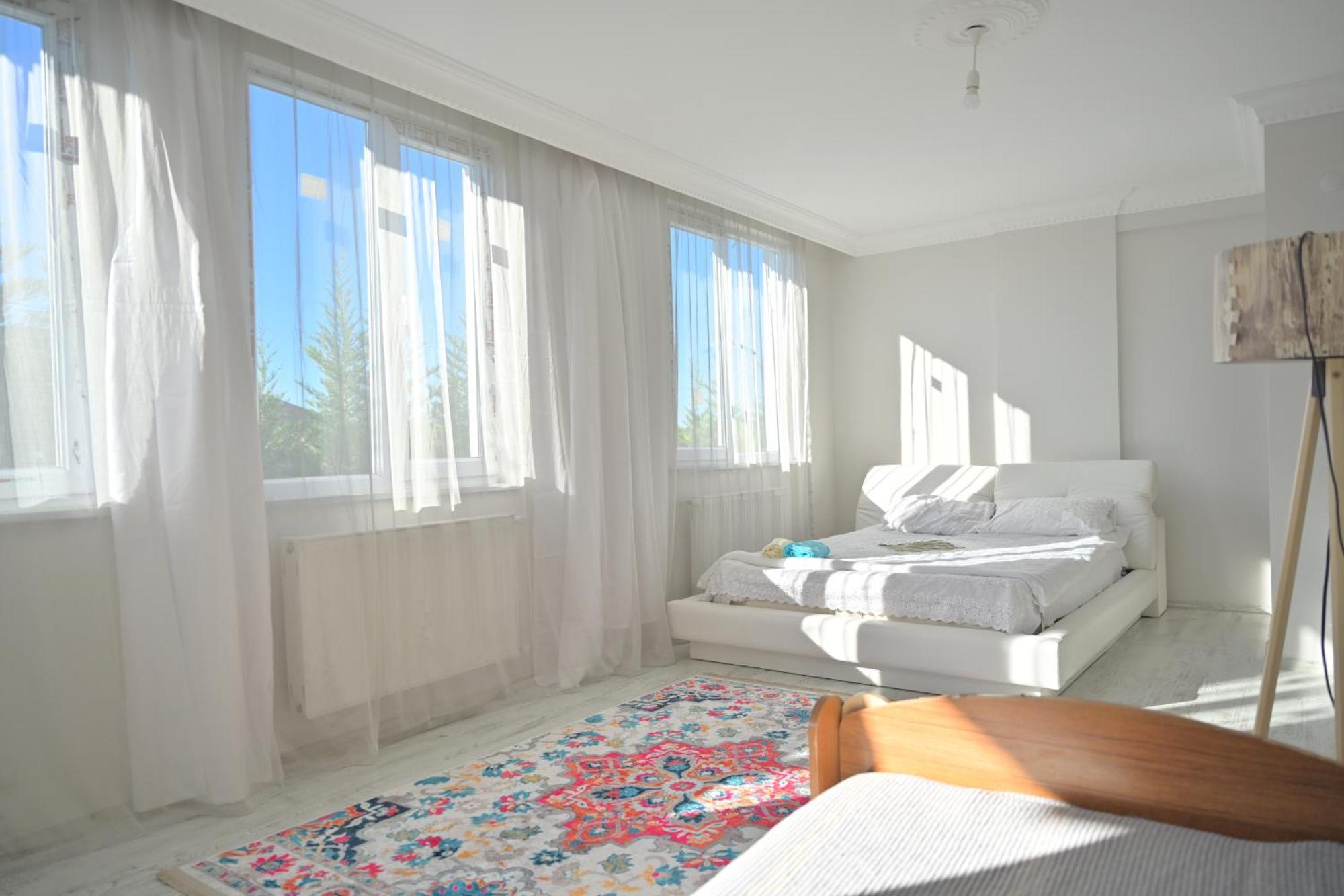 Ahmet Teacher Hotel,6 Minutes From The Airport Arnavutkoy Exteriör bild
